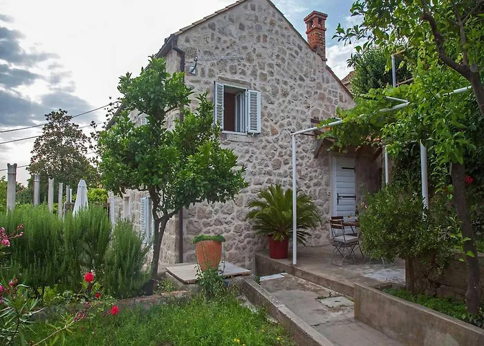 公寓 Maro & Baro - With Shared Terrace Baro